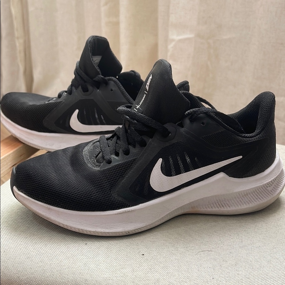 Nike Black and White Athletic Shoes